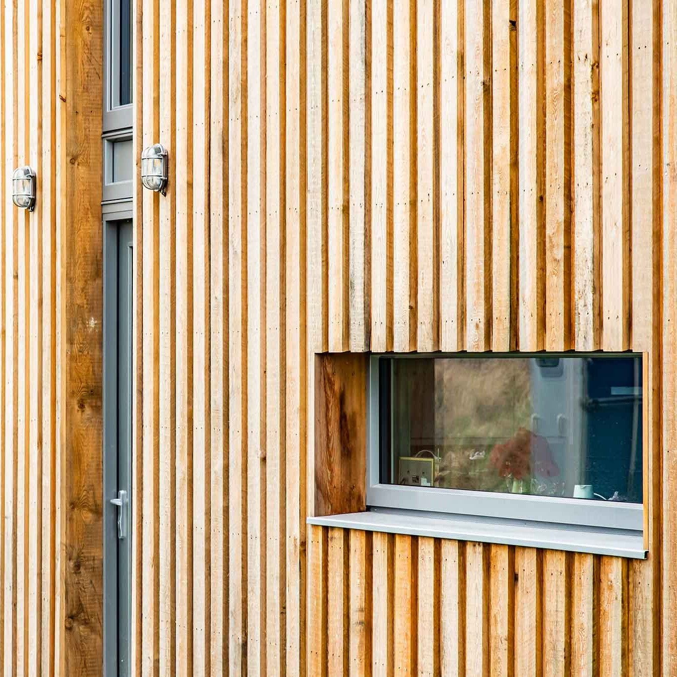 Inward Opening Alu-Clad Window (P33A)