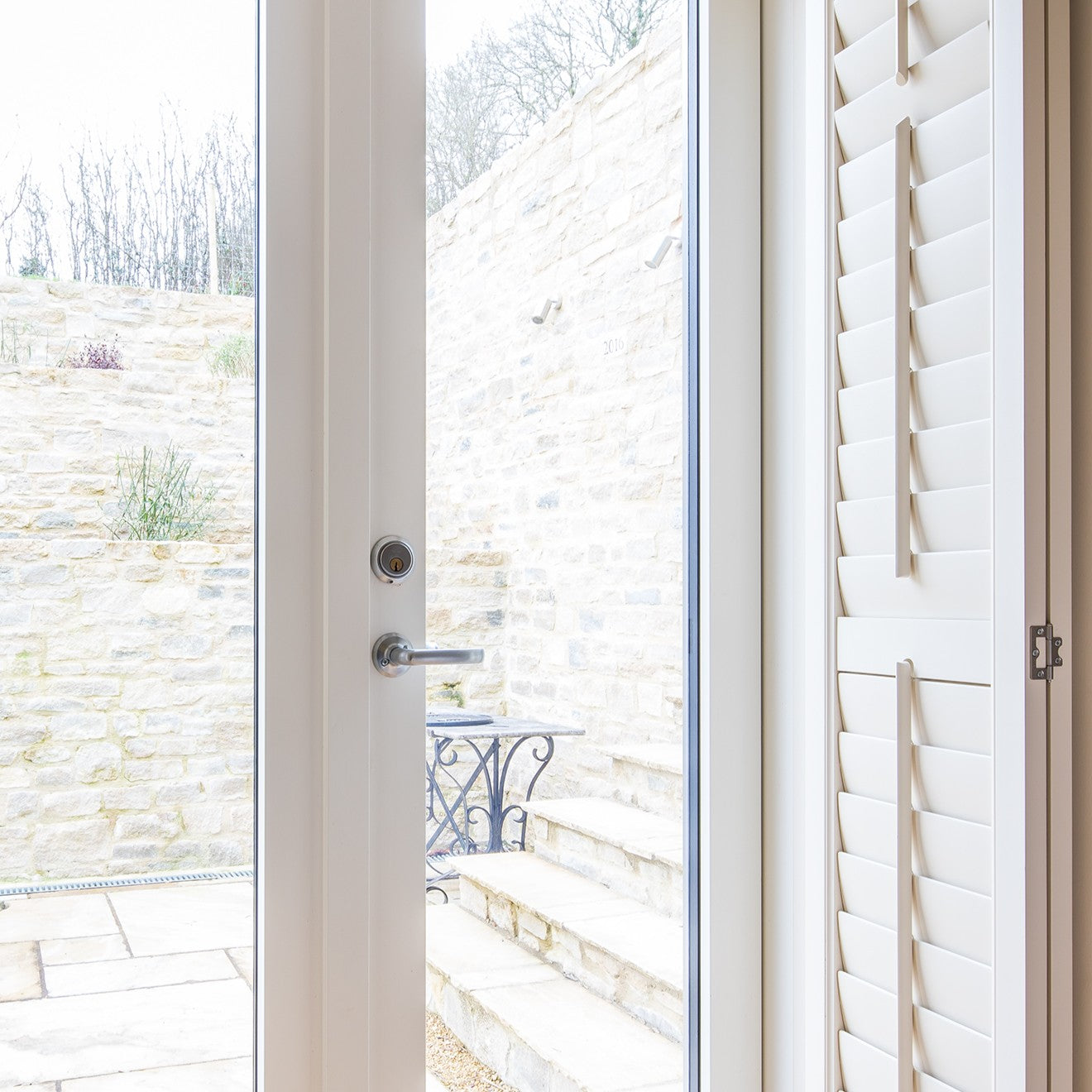 Outward Opening Alu-Clad Framed Door (S107A)